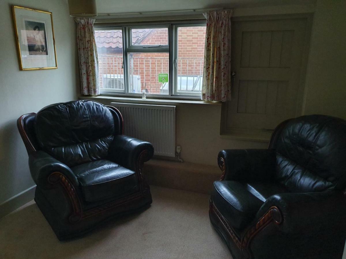Chimes Bed And Breakfast Reepham  Dış mekan fotoğraf